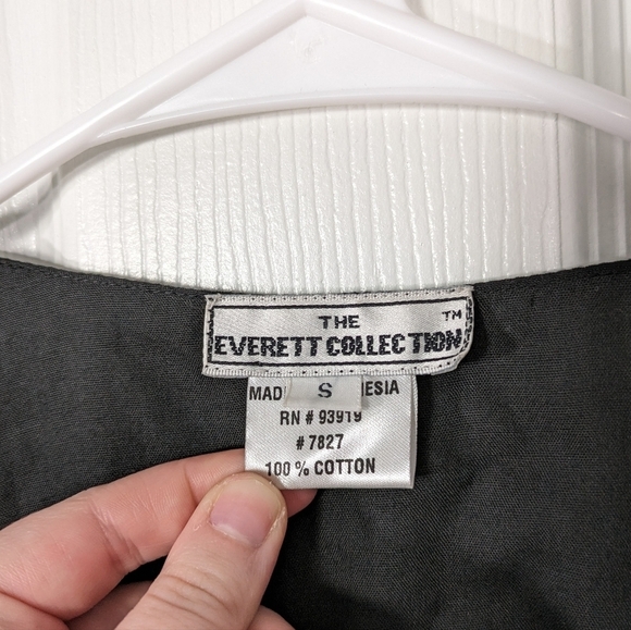 Vintage The Everett Collection Sequined & Beaded Multicolor Holiday Vest Size S - Picture 2 of 6